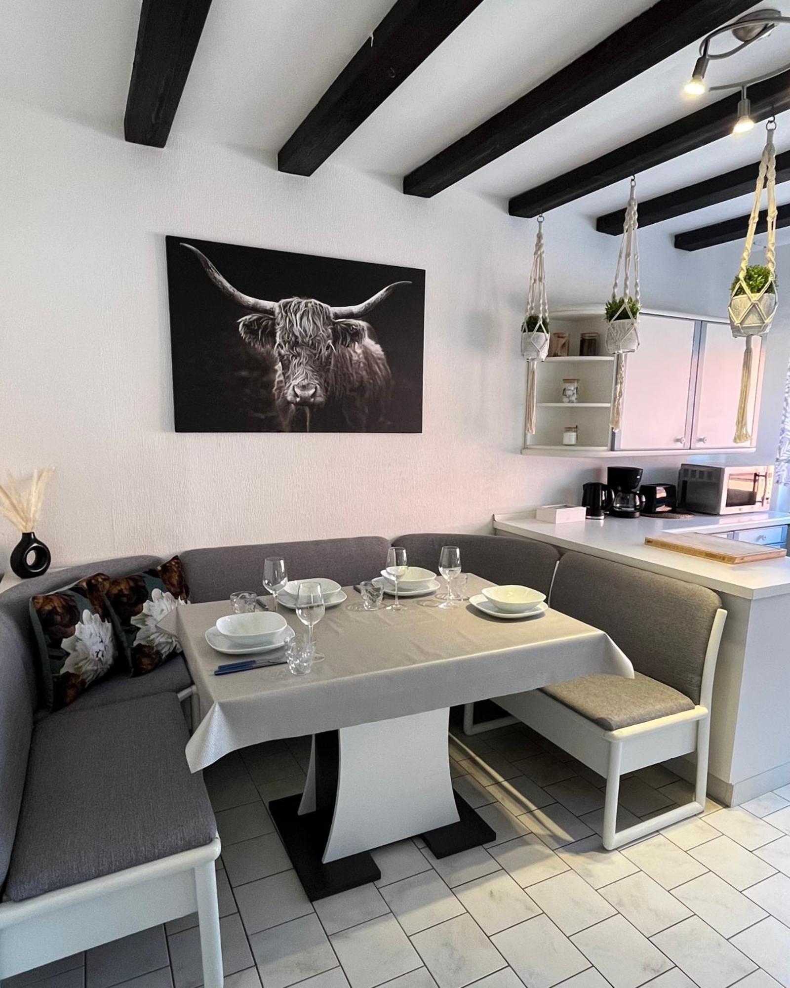 Casa Inn Parkview - Relax & Chill - Perfect For Business Travel, Weekend Trip, Family&Friends, Dogs Lover, Romance, Layover Or Longstay 림부르크안더란 외부 사진