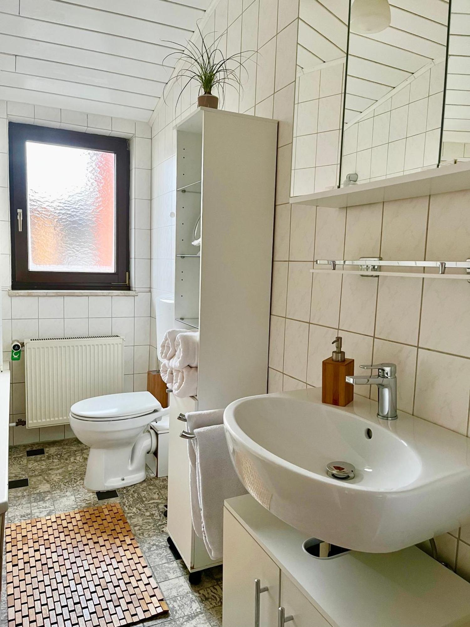 Casa Inn Parkview - Relax & Chill - Perfect For Business Travel, Weekend Trip, Family&Friends, Dogs Lover, Romance, Layover Or Longstay 림부르크안더란 외부 사진
